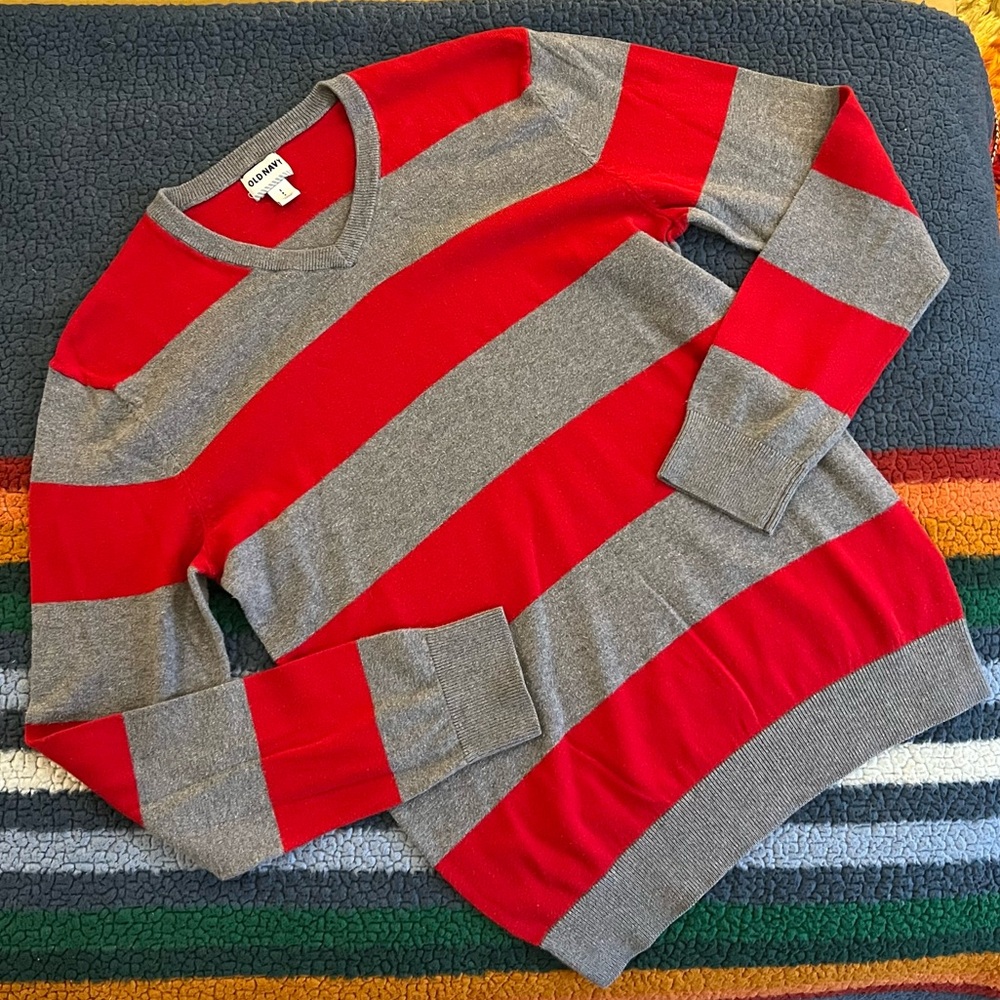 Scarlet & Grey V-neck Sweater